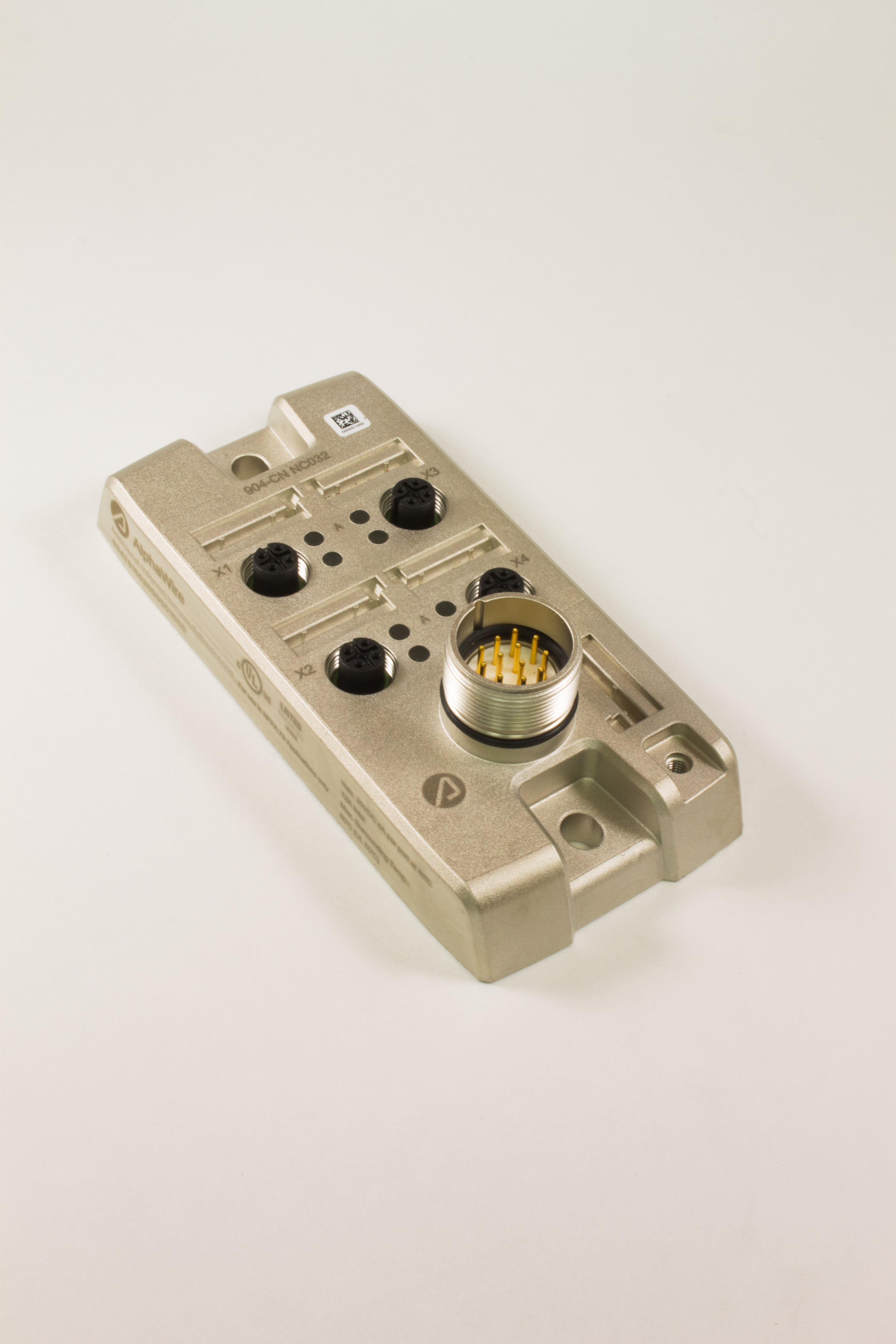 AC-Box904