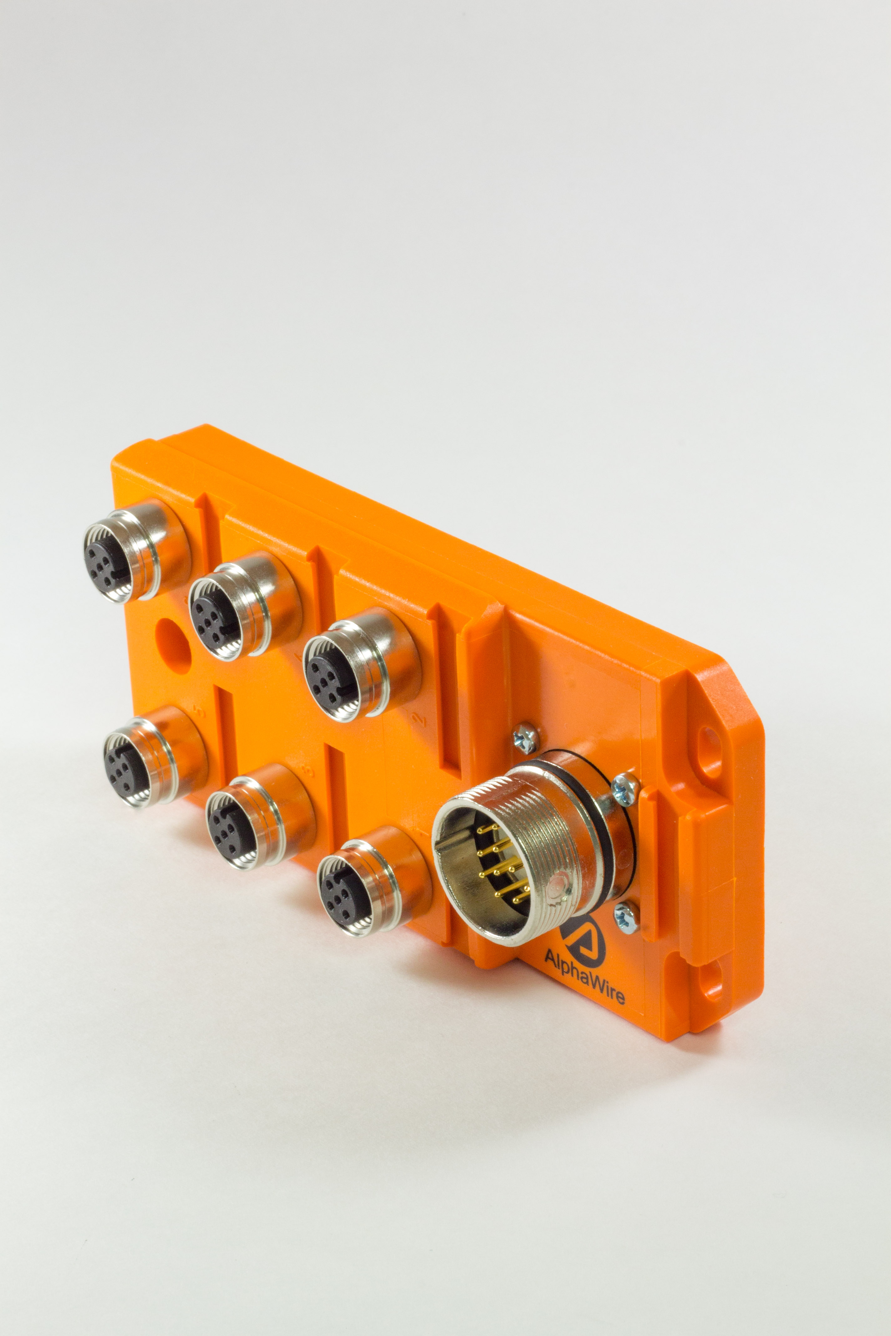 AC-Box913